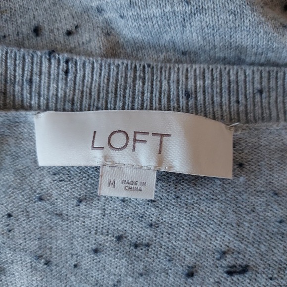 ⭐️5/$20 LOFT Gray Long Sleeve Knit Pullover Sweater Size M - Picture 9 of 10
